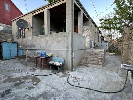 4 otaqlı həyət evi/bağ evi - Hövsan q. - 120 m²