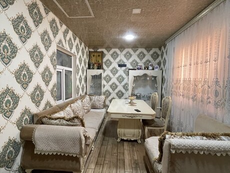 5 otaqlı həyət evi/bağ evi - Hövsan q. - 140 m²