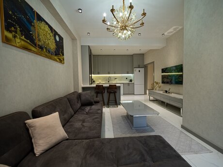 4 otaqlı yeni tikili - 28 May m. - 120 m²