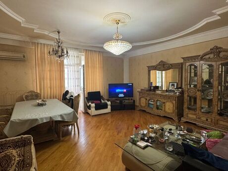 Elan №6107480 - Bakı, Nərimanov r., 4 otaqlı, 190 m², 11/17 mərtəbə