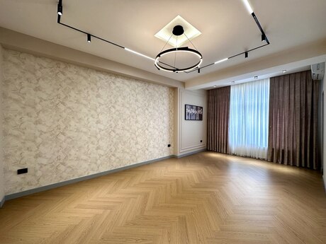 3 otaqlı mənzil, 85 m², 28 May: 380 000 ₼ 3