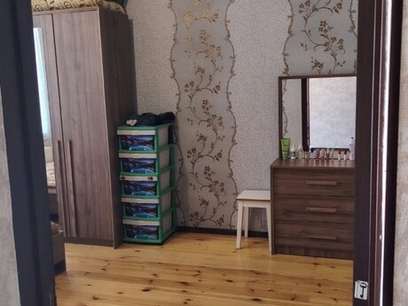 3 otaqlı həyət evi/bağ evi - Yeni Suraxanı q. - 100 m²