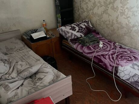2 otaqlı həyət evi/bağ evi - İnşaatçılar m. - 20 m²
