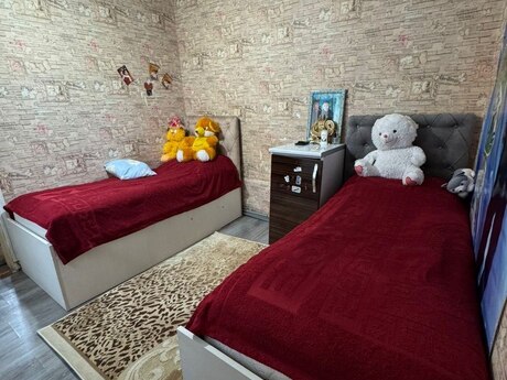 3 otaqlı həyət evi/bağ evi - Gənclik m. - 80 m²