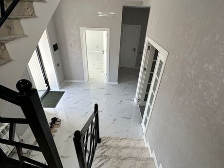 5 otaqlı həyət evi/bağ evi - Binə q. - 178 m²