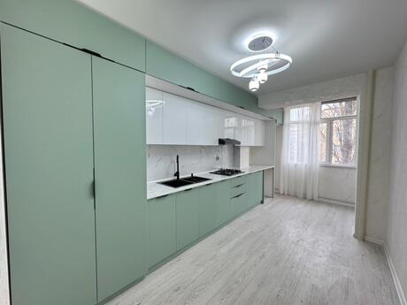 3 otaqlı köhnə tikili - Əhmədli m. - 65 m²