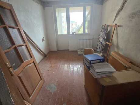 2 otaqlı köhnə tikili - Həzi Aslanov m. - 65 m²