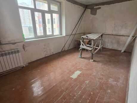 2 otaqlı köhnə tikili - Həzi Aslanov m. - 65 m²