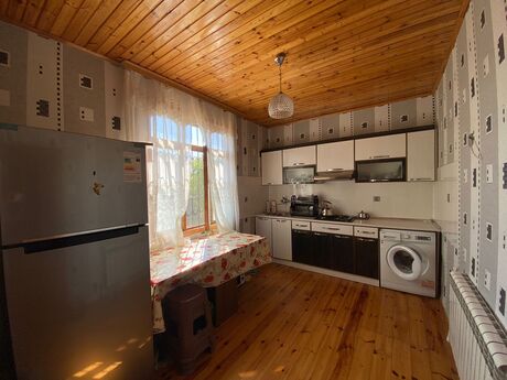 4 otaqlı həyət evi/bağ evi - Qəbələ - 100 m²