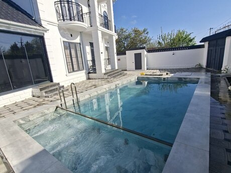 5 otaqlı həyət evi/bağ evi - Qəbələ - 290 m²