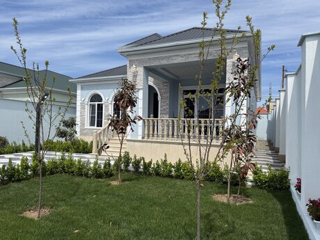 4 otaqlı həyət evi/bağ evi - Buzovna q. - 145 m²