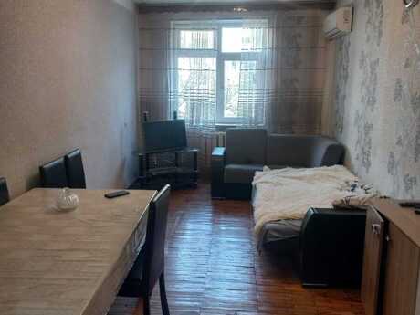 3 otaqlı köhnə tikili - Həzi Aslanov m. - 80 m²