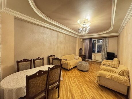 Elan №6107640 - Bakı, Memar Əcəmi m., 2 otaqlı, 60 m², 9/18 mərtəbə