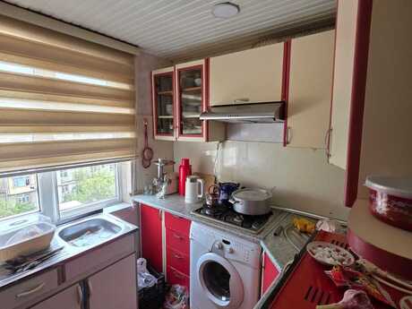 3 otaqlı köhnə tikili - Sumqayıt - 70 m²