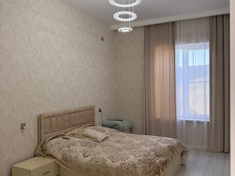 4 otaqlı həyət evi/bağ evi - Mərdəkan q. - 135 m²