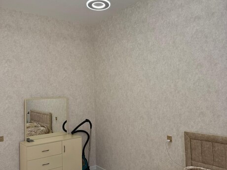 4 otaqlı həyət evi/bağ evi - Mərdəkan q. - 135 m²