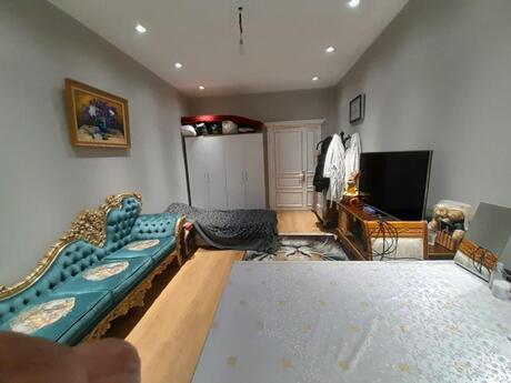 3 otaqlı mənzil, 98 m², 28 May: 300 000 ₼ 4