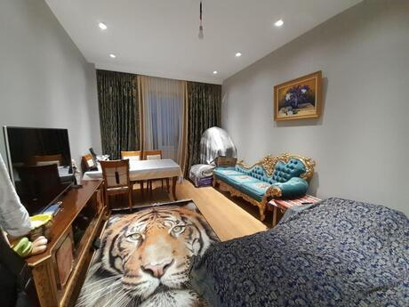 3 otaqlı mənzil, 98 m², 28 May: 300 000 ₼ 3