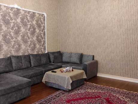6 otaqlı həyət evi/bağ evi - Badamdar q. - 320 m²