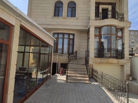 5 otaqlı həyət evi/bağ evi - Sabunçu q. - 290 m²
