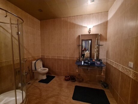 5 otaqlı yeni tikili - Nəsimi r. - 220 m²