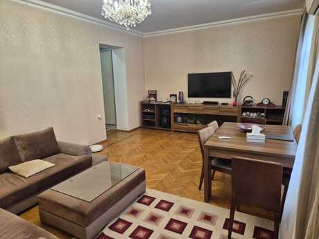 3 otaqlı köhnə tikili - Nəriman Nərimanov m. - 90 m²