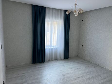 4 otaqlı həyət evi/bağ evi - Şüvəlan q. - 180 m²