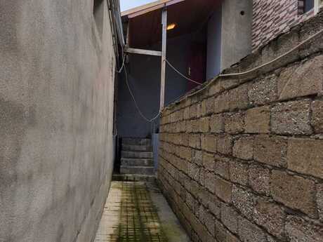 3 otaqlı həyət evi/bağ evi - Qaraçuxur q. - 115 m²