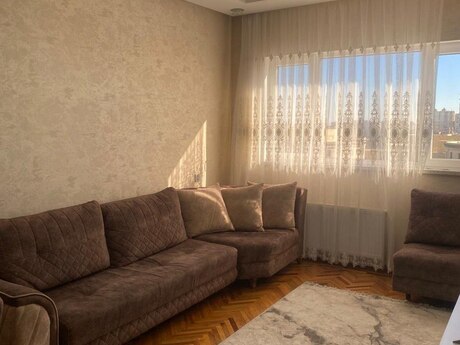 3 otaqlı köhnə tikili - Binəqədi r. - 75 m²