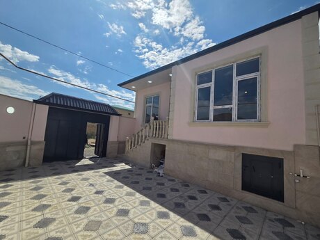 4 otaqlı həyət evi/bağ evi - Biləcəri q. - 100 m²