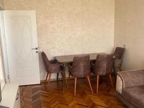 3 otaqlı köhnə tikili - Nəsimi m. - 90 m²
