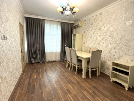 2 otaqlı köhnə tikili - Memar Əcəmi m. - 36 m²