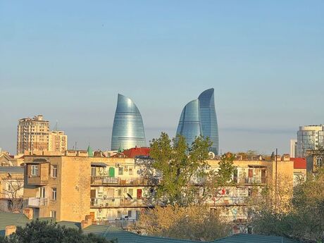 2 otaqlı köhnə tikili - Elmlər Akademiyası m. - 44 m²