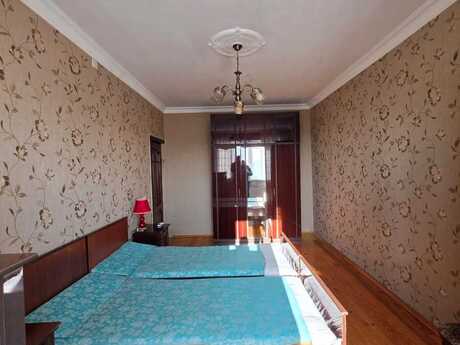 4 otaqlı köhnə tikili - Həzi Aslanov m. - 121 m²