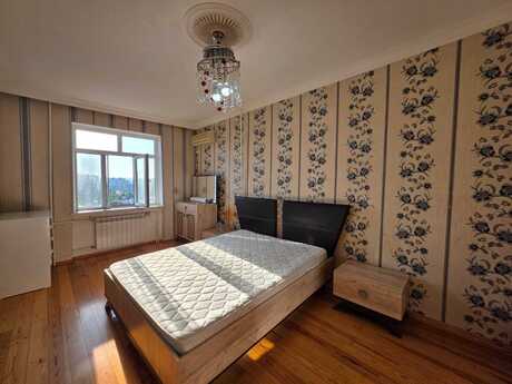 4 otaqlı köhnə tikili - Həzi Aslanov m. - 121 m²