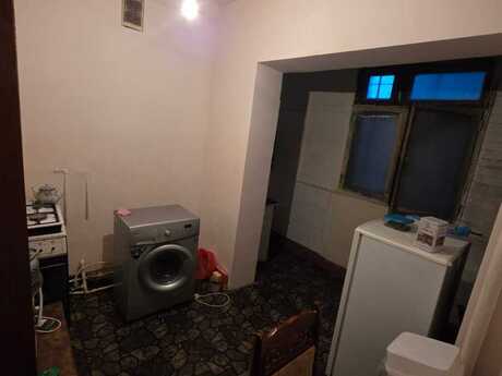 2 otaqlı köhnə tikili - Neftçilər m. - 63 m²
