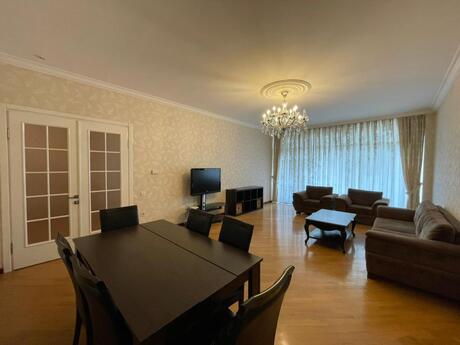 3 otaqlı yeni tikili - İçəri Şəhər m. - 150 m²