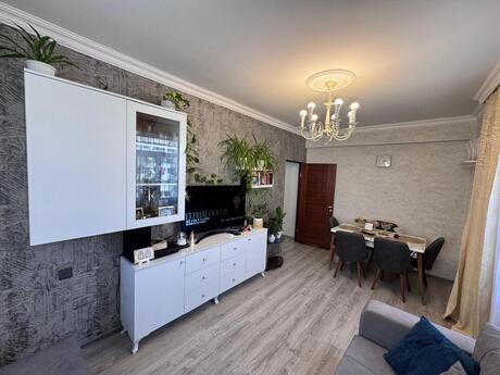 2 otaqlı köhnə tikili - Xalqlar Dostluğu m. - 50 m²