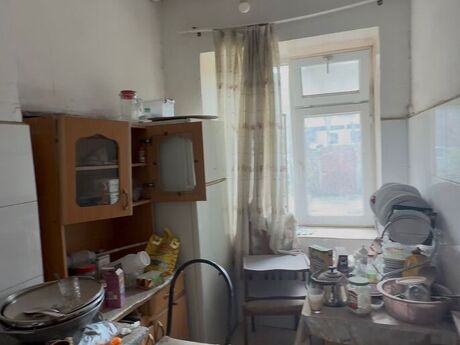 Продаётся 3-комнатная квартира в старом фонде, Nəsimi, 75 м², 180 000 AZN, фото 2 / 6
