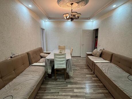 4 otaqlı köhnə tikili - Biləcəri q. - 65 m²