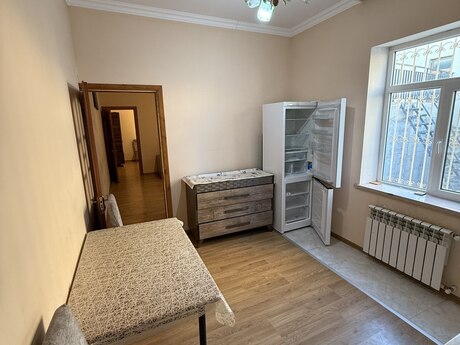 2 otaqlı həyət evi/bağ evi - Əhmədli m. - 60 m²