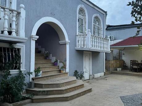 4 otaqlı həyət evi/bağ evi - Hökməli q. - 130 m²