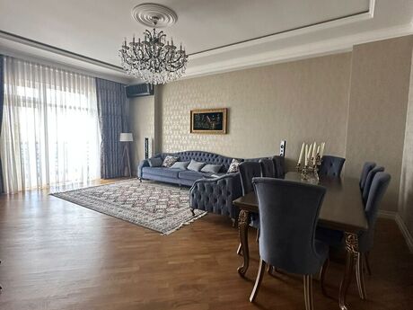 4 otaqlı yeni tikili - 28 May m. - 156 m²