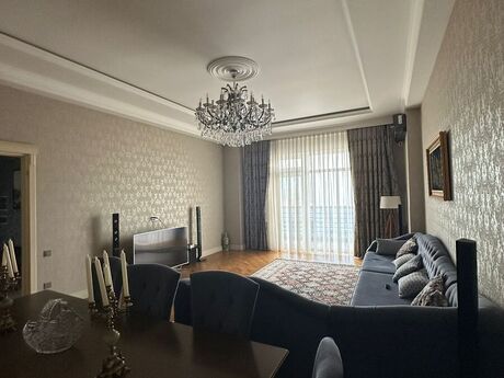4 otaqlı yeni tikili - 28 May m. - 156 m²
