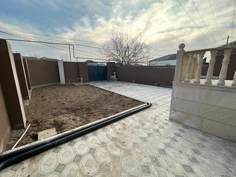 4 otaqlı həyət evi/bağ evi - Biləcəri q. - 100 m²