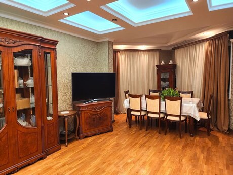 5 otaqlı yeni tikili - Nərimanov r. - 210 m²