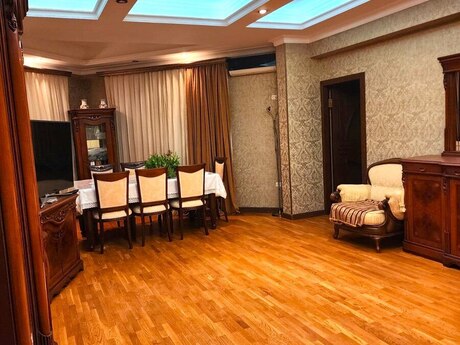 5 otaqlı yeni tikili - Nərimanov r. - 210 m²