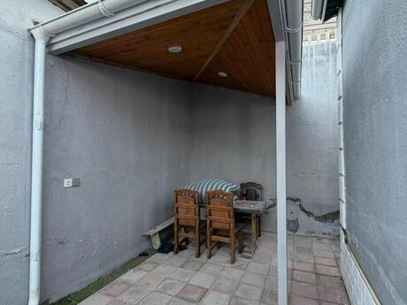 3 otaqlı həyət evi/bağ evi - Şüvəlan q. - 65 m²