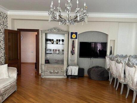 4 otaqlı yeni tikili - Elmlər Akademiyası m. - 220 m²