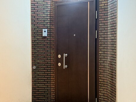 4 otaqlı yeni tikili - 8-ci mikrorayon q. - 190 m²